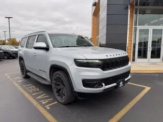 2022 Jeep Wagoneer