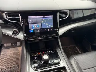 2022 Jeep Wagoneer