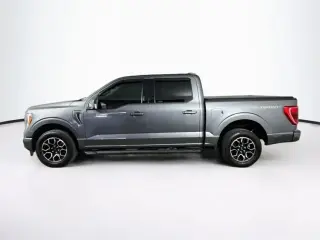 Ford F-150 2023 4x2 XL 4dr SuperCrew 5.5 ft. SB
