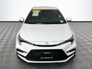 Toyota Corolla 2027 SE 4dr Sedán