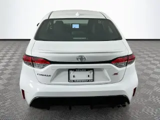 Toyota Corolla 2027 SE 4dr Sedán