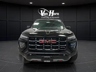 2023 GMC Canyon