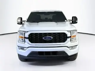 Ford F-150 2022 4x2 XL 4dr SuperCrew 5.5 ft. SB