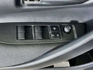 Toyota Corolla 2027 LE 4dr Sedán