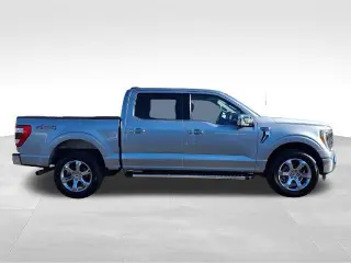 Ford F-150 2022 4x4 Lariat 4dr SuperCrew 5.5 ft. SB