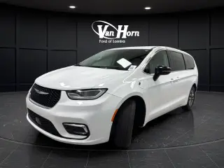 2024 Chrysler Pacifica Hybrid