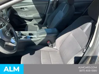Nissan Sentra 2024 SV 4dr Sedán