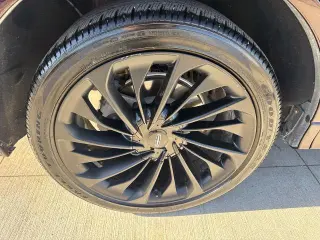 Lincoln Aviator 2023 AWD Reserve 4dr SUV