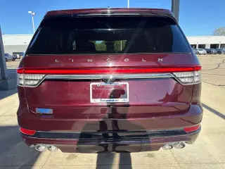 Lincoln Aviator 2023 AWD Reserve 4dr SUV