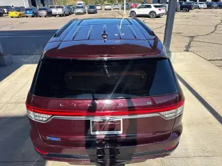 Lincoln Aviator 2023 AWD Reserve 4dr SUV