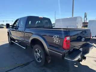 Ford F-250 Super Duty 2012 4x4 Lariat 4dr Crew Cab 6.8 ft. Pickup