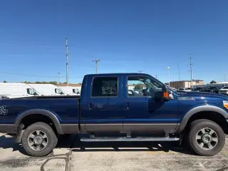 Ford F-250 Super Duty 2012 4x4 Lariat 4dr Crew Cab 6.8 ft. Pickup