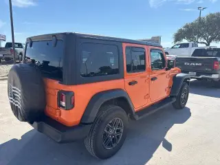 Jeep Wrangler 2026 4x4 Sport SUV de 4 puertas