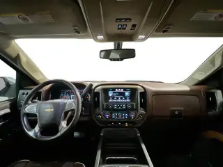 Chevrolet Silverado 2500HD 2015 4x4 High Country 4dr Crew Cab SB