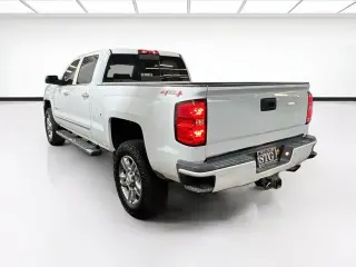 Chevrolet Silverado 2500HD 2015 4x4 High Country 4dr Crew Cab SB