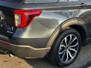 Ford Explorer 2022 con tracción en las cuatro ruedas ST-Line 4dr SUV