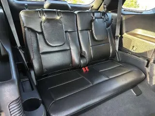 Ford Explorer 2022 con tracción en las cuatro ruedas ST-Line 4dr SUV