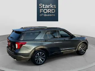 Ford Explorer 2022 con tracción en las cuatro ruedas ST-Line 4dr SUV