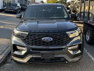 Ford Explorer 2022 con tracción en las cuatro ruedas ST-Line 4dr SUV