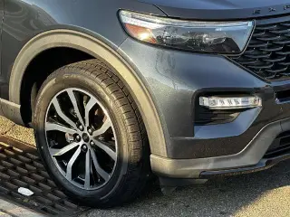 Ford Explorer 2022 con tracción en las cuatro ruedas ST-Line 4dr SUV