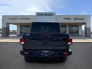 Jeep Gladiator 2023 4x4 Freedom 4dr Crew Cab 5.0 ft. SB