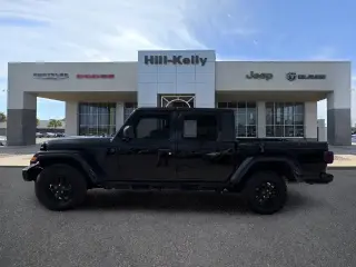 Jeep Gladiator 2023 4x4 Freedom 4dr Crew Cab 5.0 ft. SB