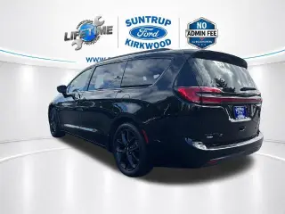 Chrysler Pacifica 2025 Limited 4dr Mini-Van