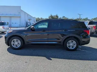 Ford Explorer 2023 XLT 4dr SUV