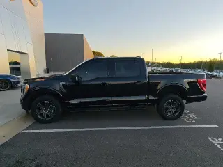 Ford F-150 2023 4x4 XLT 4dr SuperCrew 5.5 ft. SB