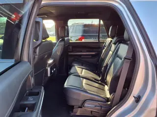 Ford Expedition 2019 4x4 XLT 4dr SUV
