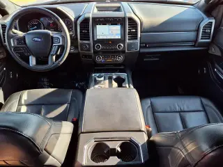 Ford Expedition 2019 4x4 XLT 4dr SUV