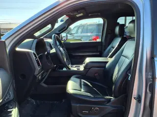 Ford Expedition 2019 4x4 XLT 4dr SUV