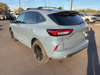 Ford Escape 2023 AWD ST-Line Elite SUV de 4 puertas