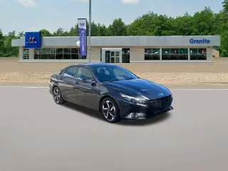 Hyundai ELANTRA 2023 Limited 4dr Sedán