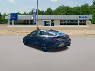 Hyundai ELANTRA 2023 Limited 4dr Sedán