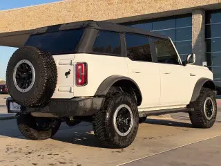 Ford Bronco 2022 4x4 Base Advanced 4dr SUV