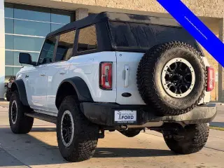 Ford Bronco 2022 4x4 Base Advanced 4dr SUV