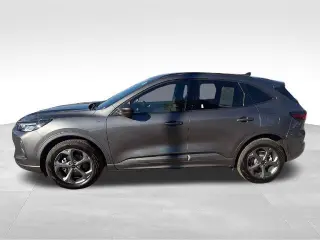 Ford Escape 2023 con transmisión automática a las cuatro ruedas y ST-Line, SUV de cuatro puertas