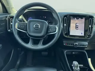 Volvo XC40 2023 B4 Plus Bright Theme 4dr SUV