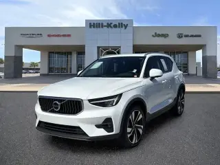 Volvo XC40 2023 B4 Plus Bright Theme 4dr SUV
