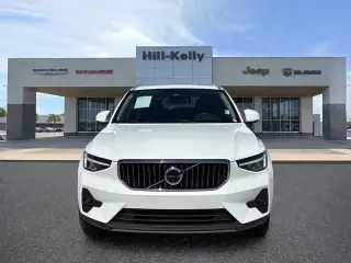 Volvo XC40 2023 B4 Plus Bright Theme 4dr SUV