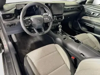 Ford Mustang 2025 EcoBoost 2d Fastback
