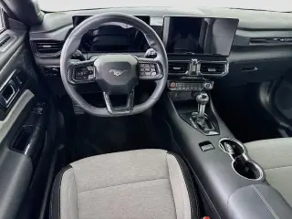 Ford Mustang 2025 EcoBoost 2d Fastback
