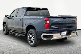 Chevrolet Silverado 1500 2022 4x4 LT 4 puertas Crew Cab 5.8 pies SB con 1LT
