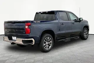 Chevrolet Silverado 1500 2022 4x4 LT 4 puertas Crew Cab 5.8 pies SB con 1LT