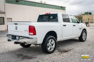 Ram 1500 Classic 2019 4x4 Tradesman 4dr Crew Cab 5.5 ft. SB Pickup