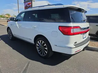 Lincoln Navigator 2020 4x2 Reserve 4dr SUV