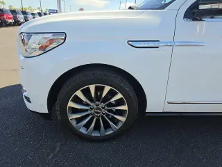 Lincoln Navigator 2020 4x2 Reserve 4dr SUV