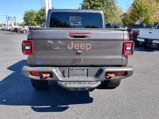 Jeep Gladiator 2025 4x4 Mojave 4dr Crew Cab 5.0 ft. SB