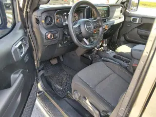 Jeep Gladiator 2025 4x4 Mojave 4dr Crew Cab 5.0 ft. SB